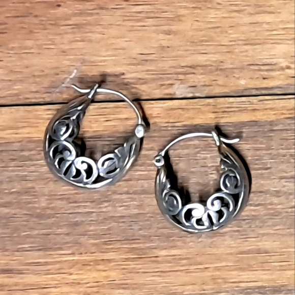 Silpada 925 Sterling Silver Hoop Earrings - Picture 1 of 4